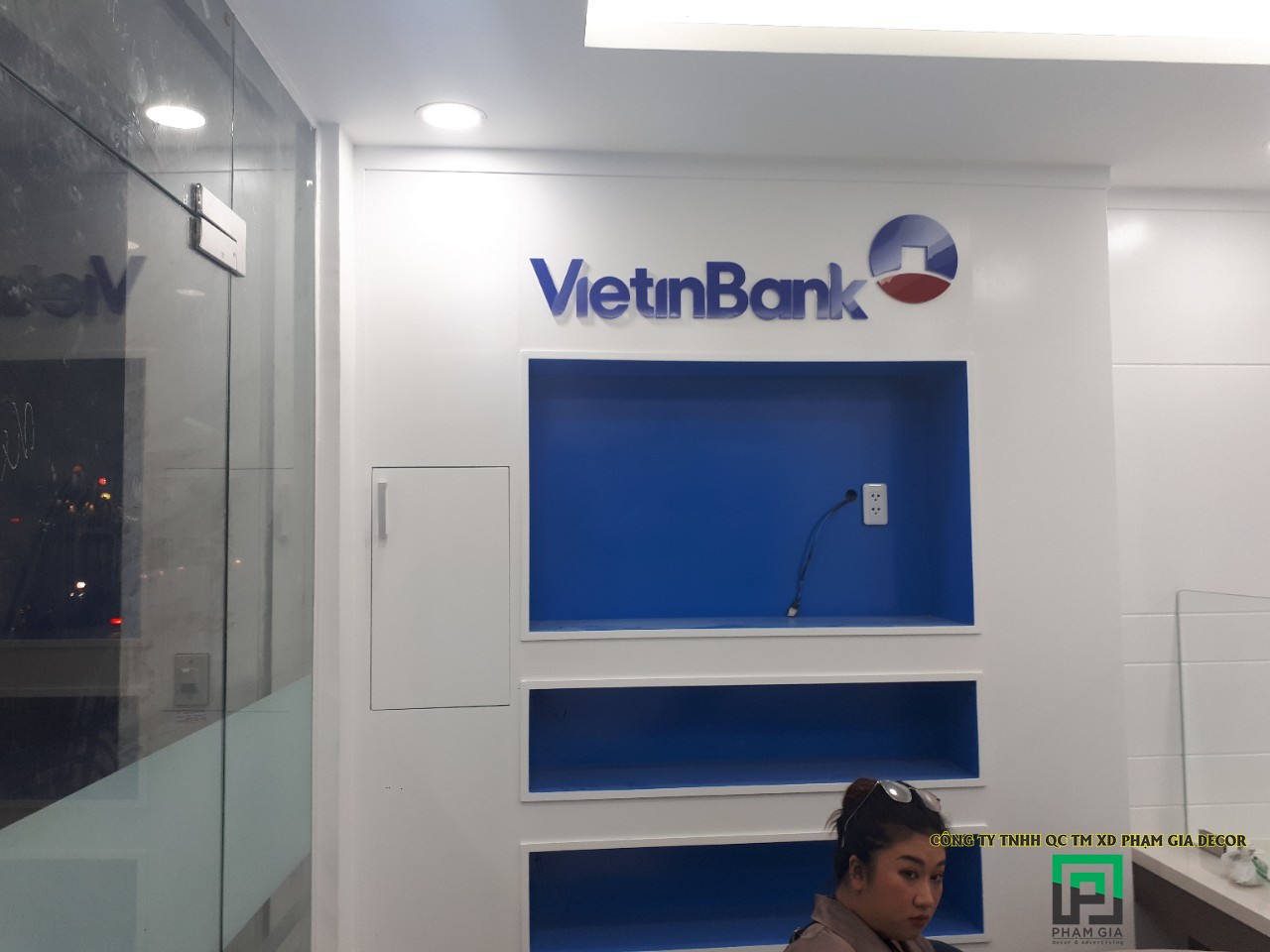 lam bang hieu he thong ngan hang viettinbank