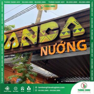 Quy trình gia công chữ nổi Mica LED hông nhôm cho quán nướng Panda