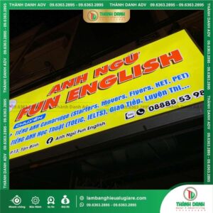 Quy trình làm bảng hiệu Hiflex LED thanh in UV cho trung tâm anh ngữ Fun English