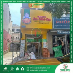 thi công bảng hiệu alu mặt dựng